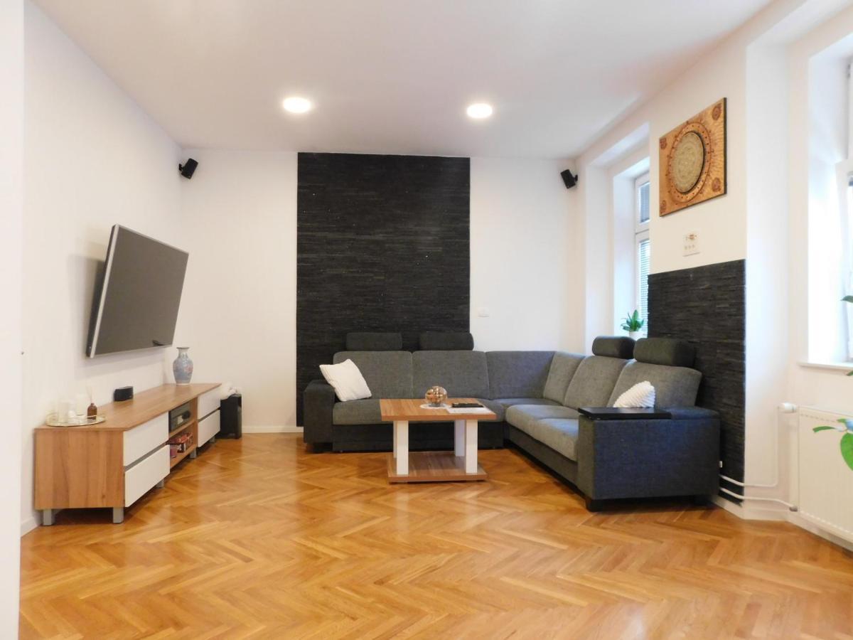 Modern Apartment Hrenova Street Ljubljana Ngoại thất bức ảnh