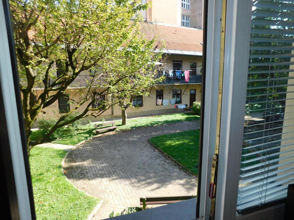 Modern Apartment Hrenova Street Ljubljana Ngoại thất bức ảnh