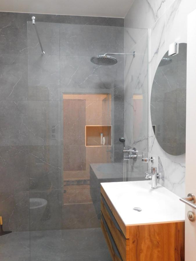 Modern Apartment Hrenova Street Ljubljana Ngoại thất bức ảnh